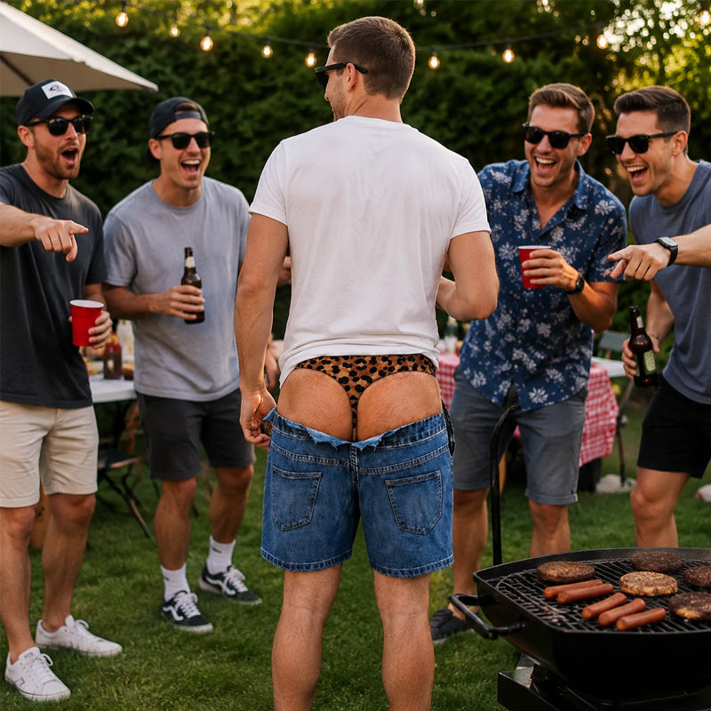Roliga badshorts i leopardmönster som ser ut som jeans | Originella badshorts med illusionseffek