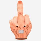 🖕 Den gigantiska långfingersmasken som stjäl showen