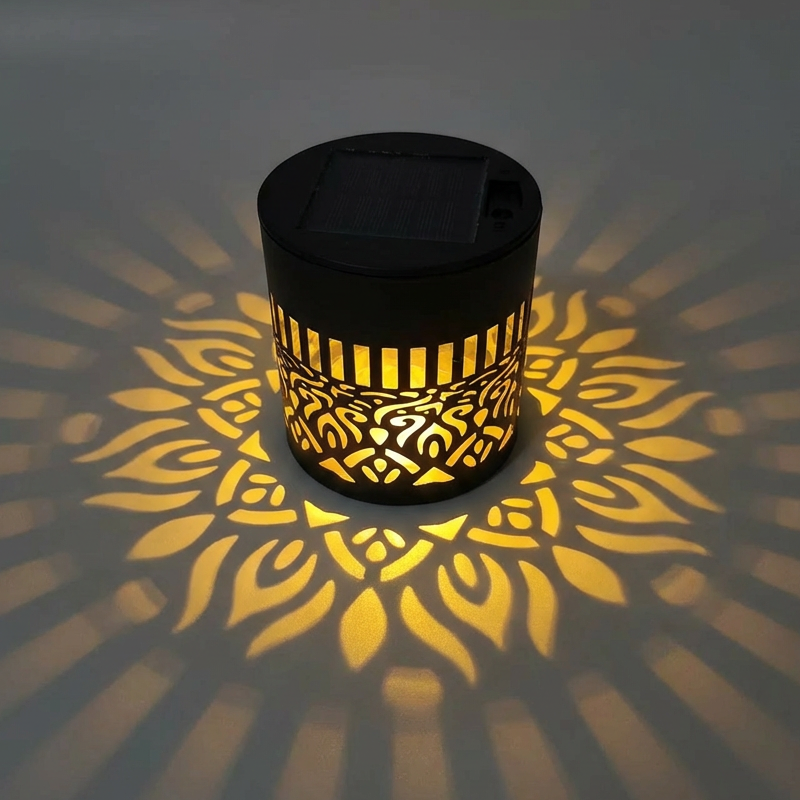 🌞✨ Solcellsdriven mandala-projektorlampa