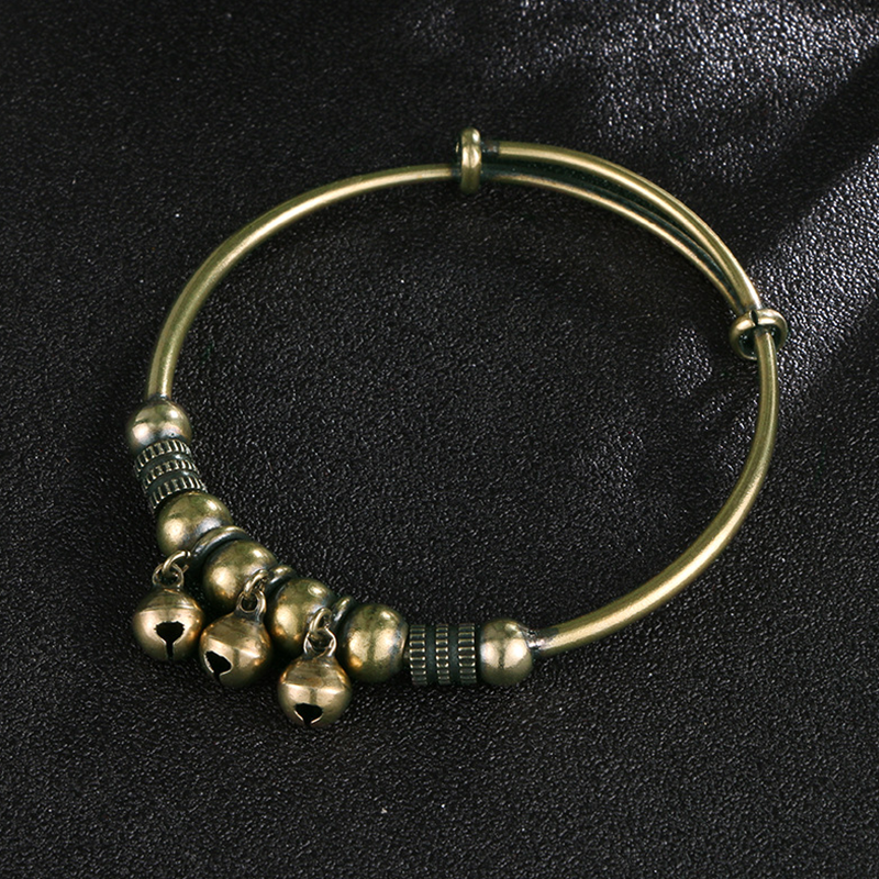 ✨ BEGRÄNSAD TID: 50 % RABATT! ✨ Justerbart armband med klockor – vintage-mässing, pärlor, klingande ljud, lättviktigt 💫